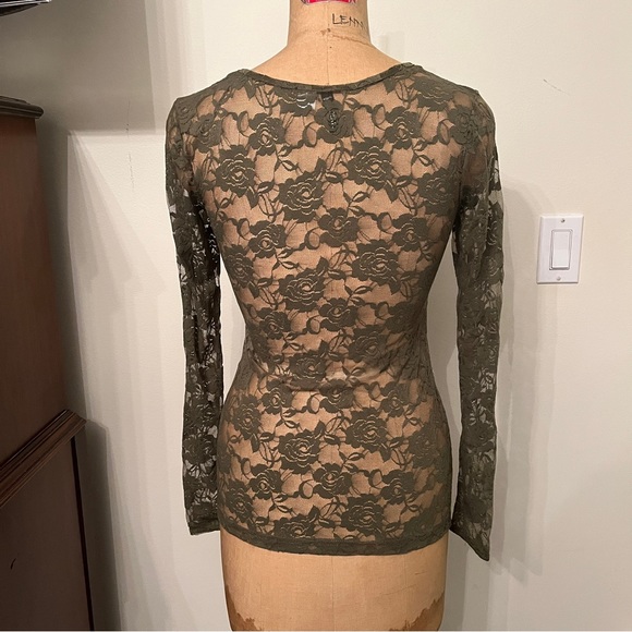 H&M Green Floral Lace Mesh Long Sleeve T-Shirt - Picture 5 of 6